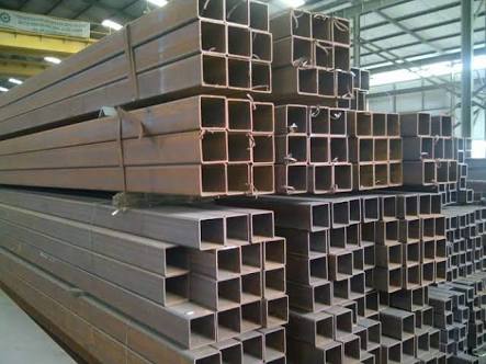 Besi Hollow Hitam Kotak